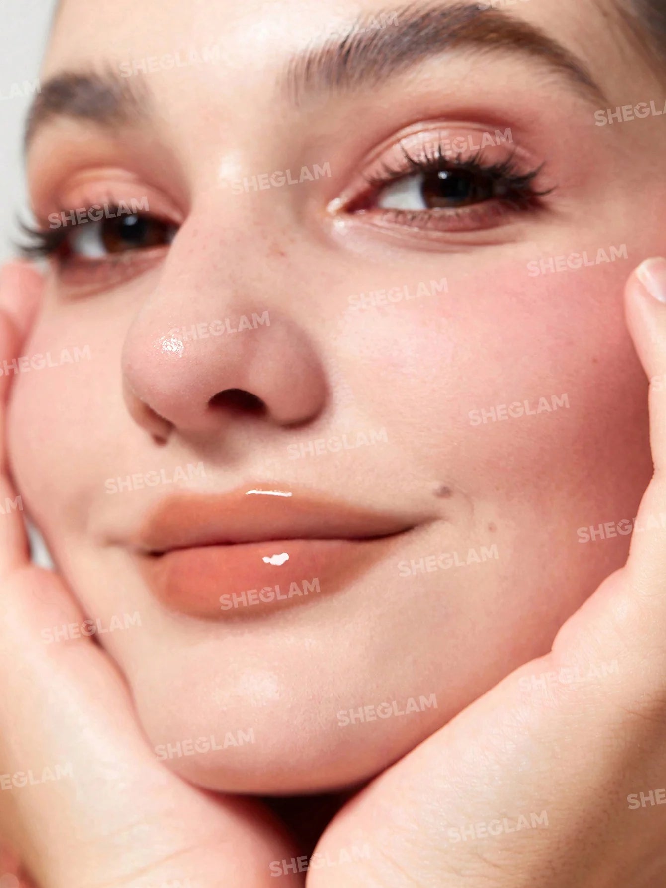 SheGlam Pout-Perfect Shine Lip Plumper | Walk On The Beach