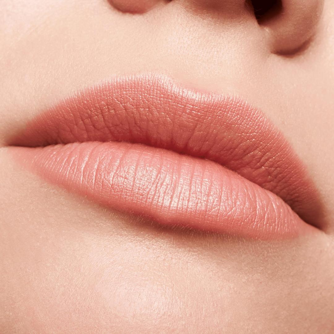 Essence Soft & Precise Lip Pencil | 302 Heavenly