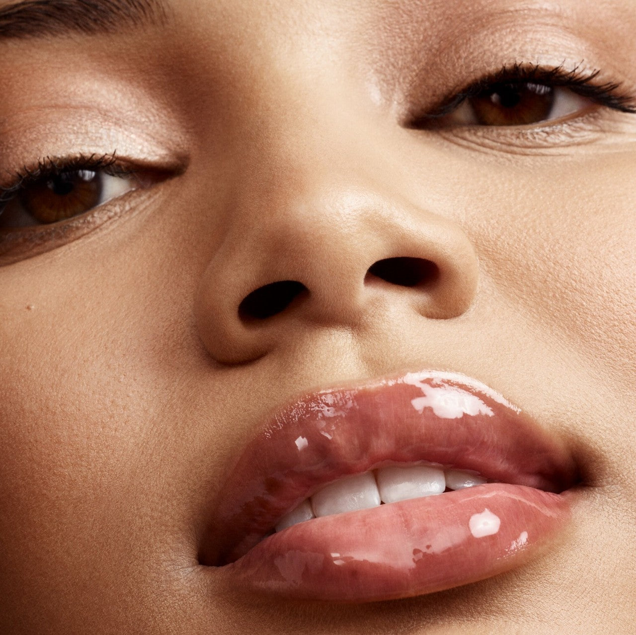 Fenty Beauty Gloss Bomb Heat Universal Lip Luminizer + Plumper | Glass Slipper 07