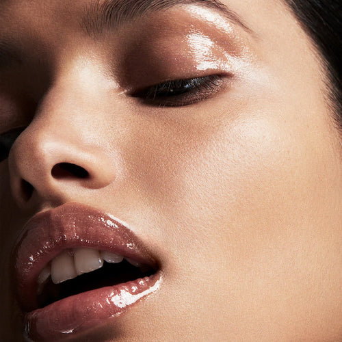 Fenty Beauty Gloss Bomb Universal Lip Luminizer | Fenty Glow 01