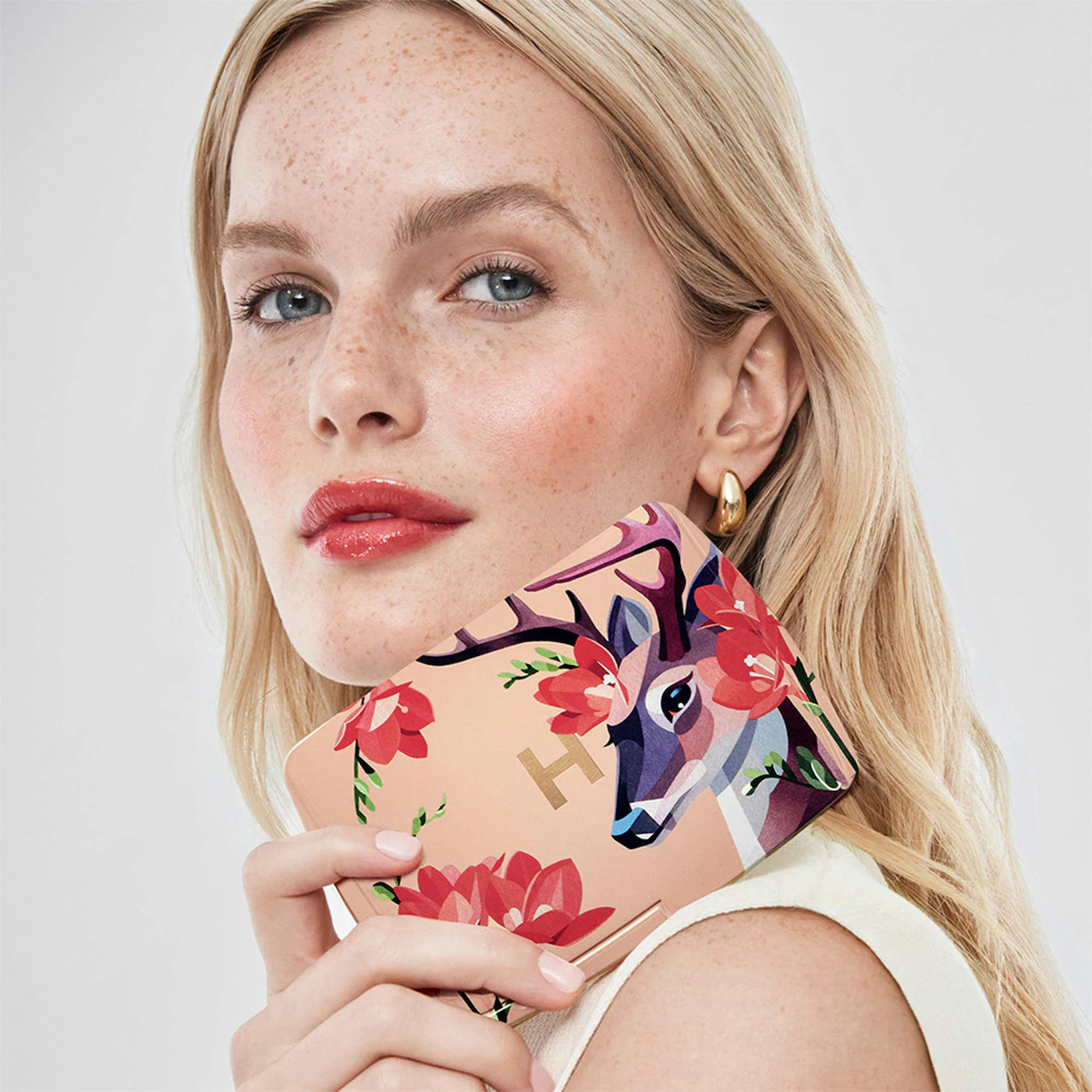 Hourglass Ambient Lighting Edit Unlocked Palette | Deer