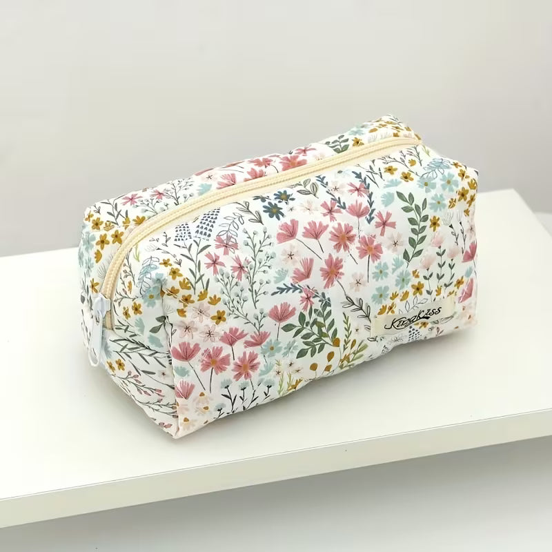 Rili Bags 3 Piece Bundle Makeup & Cosmetics Bag | Green Flowers & Plants