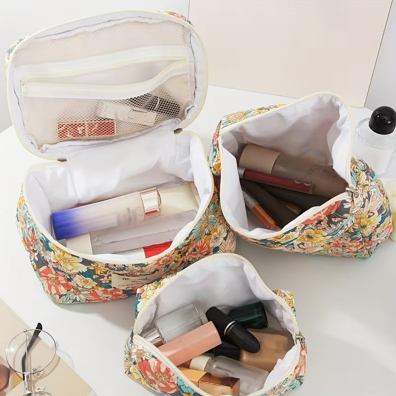 Rili Bags 3 Piece Bundle Makeup & Cosmetics Bag | Retro Flowers