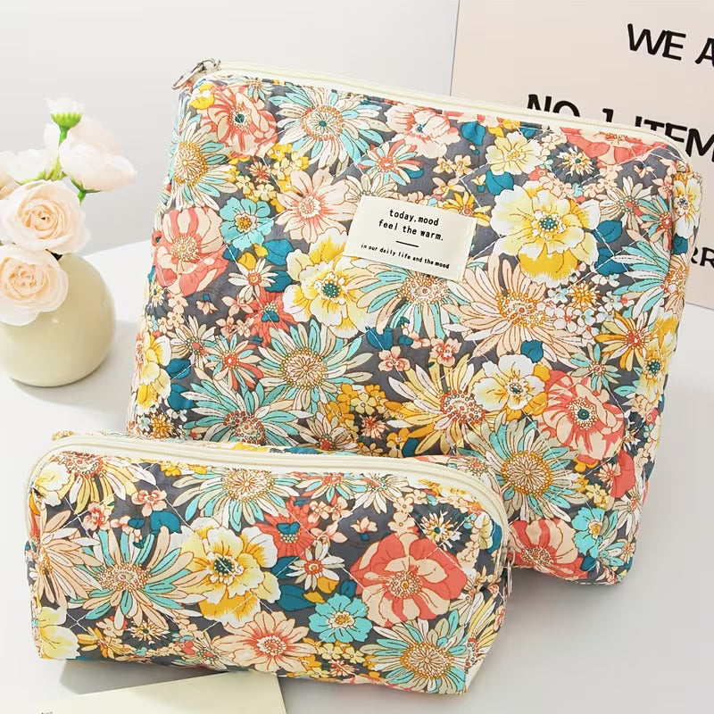 Rili Bags 3 Piece Bundle Makeup & Cosmetics Bag | Retro Flowers