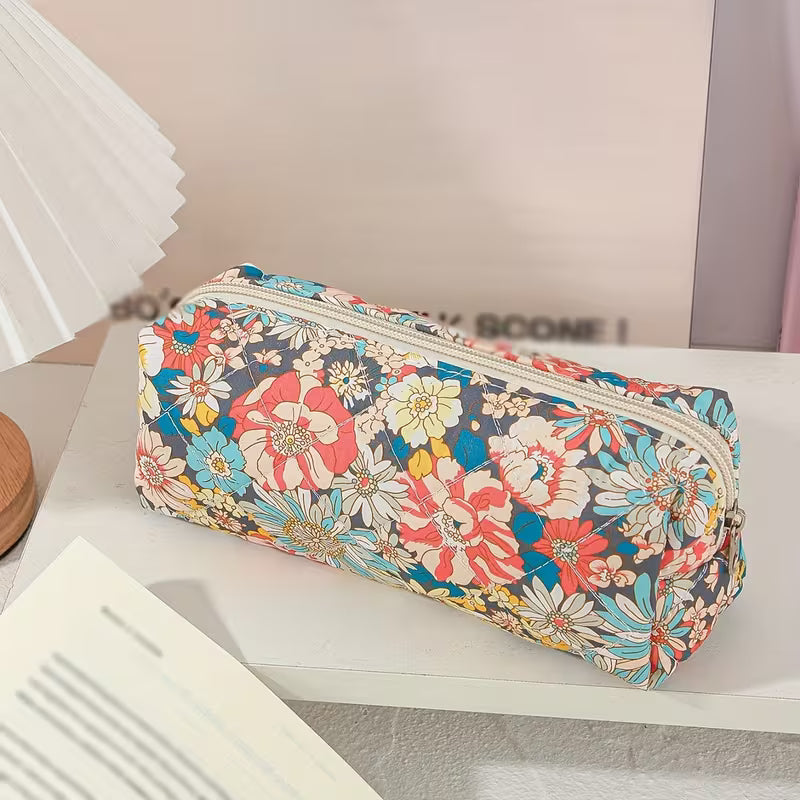 Rili Bags 3 Piece Bundle Makeup & Cosmetics Bag | Retro Flowers