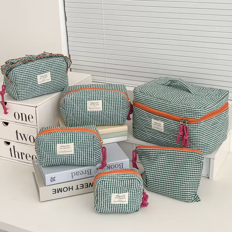 Rili Bags 6 Piece Bundle Makeup & Cosmetics Bag | Classic Plaid