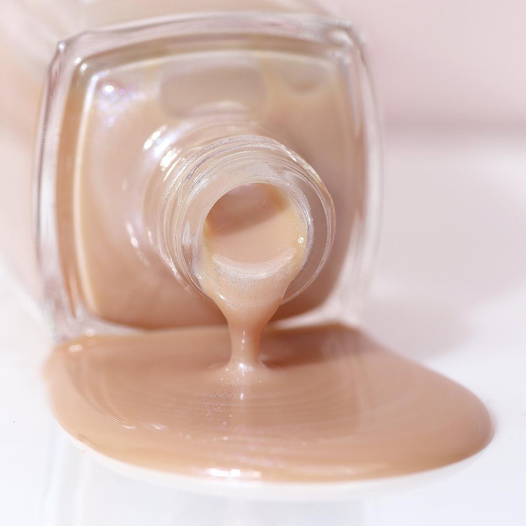 Londontown Kur Bare Illuminating Nail Concealer