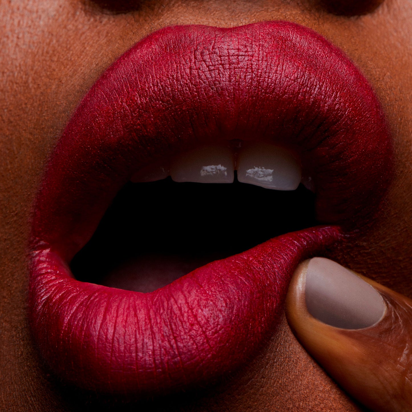 MAC Powder Kiss | Werk, Werk, Werk
