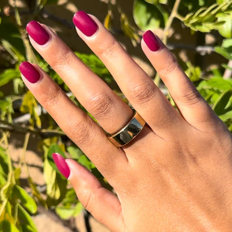 Olive & June Tab Press-Ons | Mulberry Extra Short Squoval