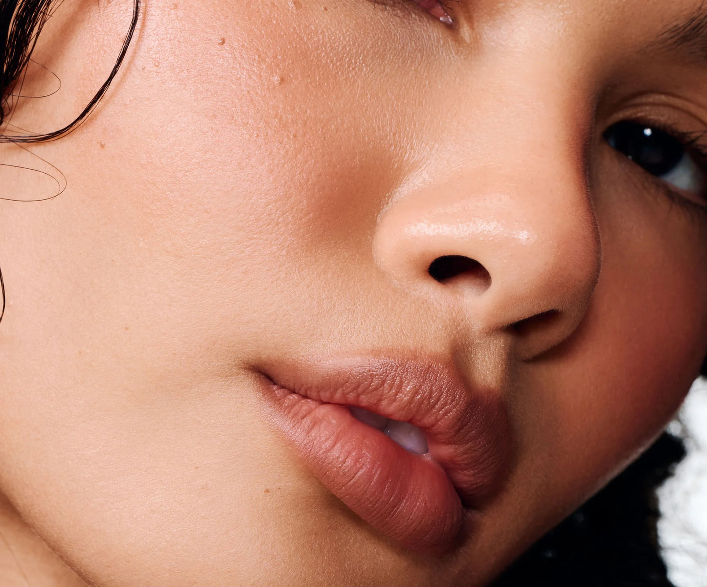 RB Peptide Lip Shape | Twist