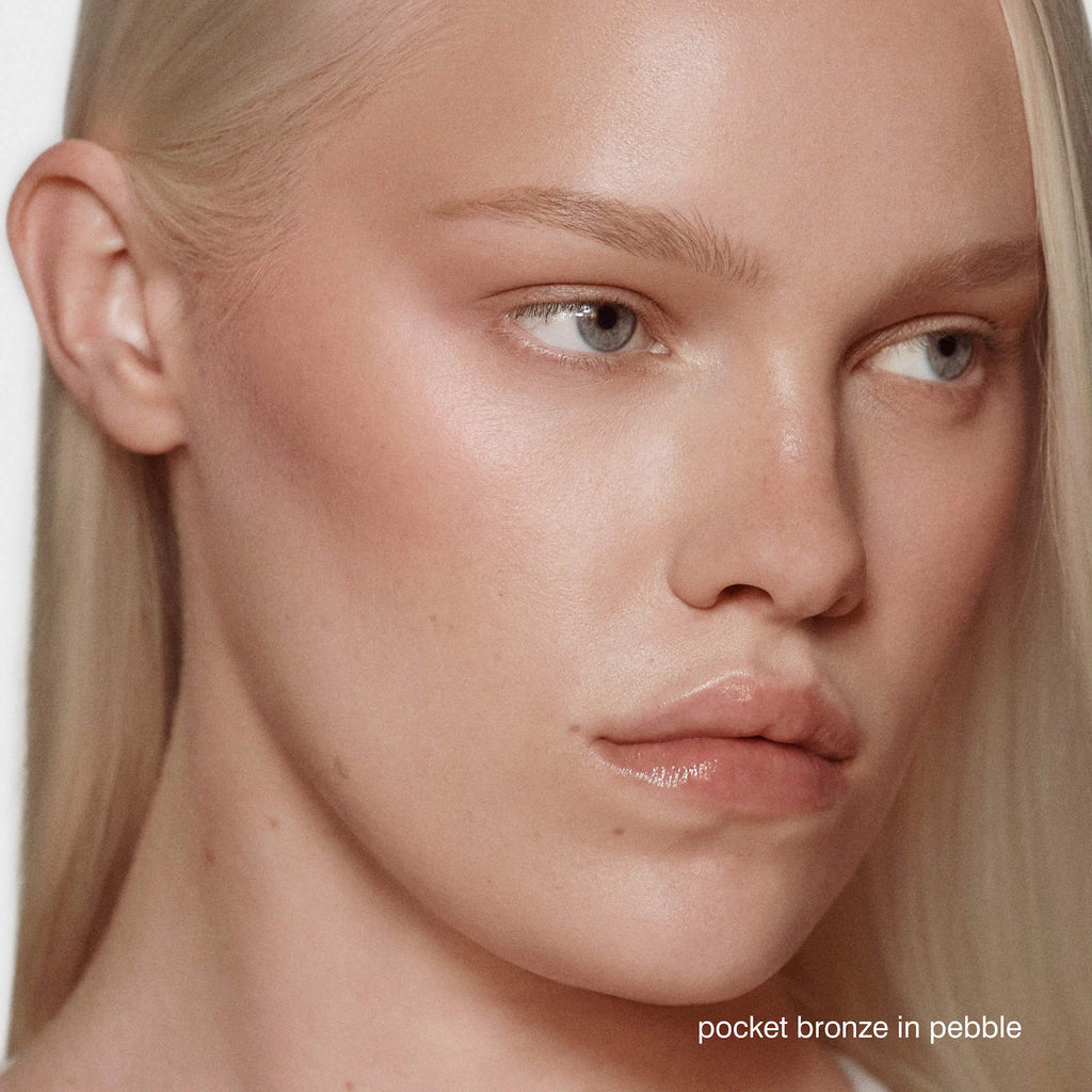 RB Pocket Bronze Long-Wearing Cream Bronzer | Pebble