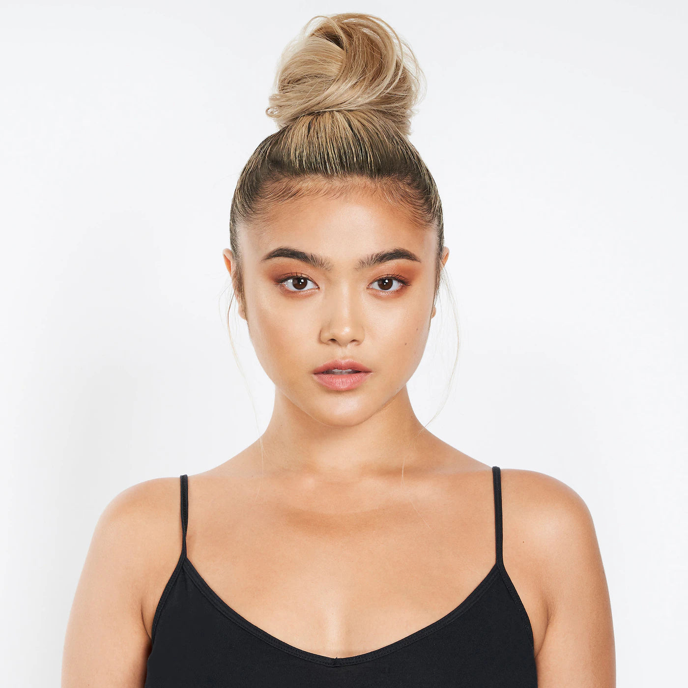 Shu Uemura Moya Hold Finishing Hair Spray 8 oz / 227 g