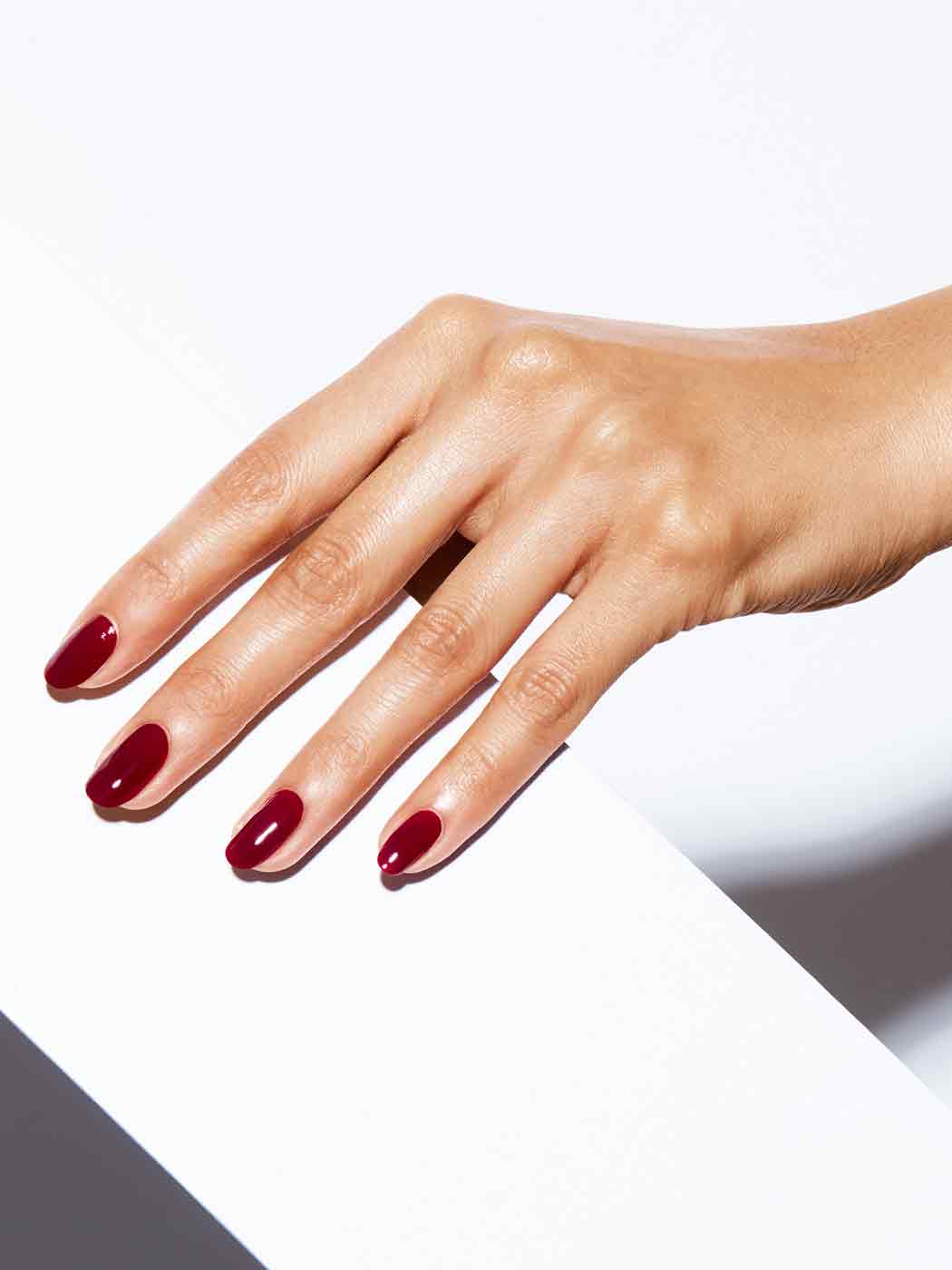 Static Nails Reusable Pop-On Manicure | Cherry Liquor Square