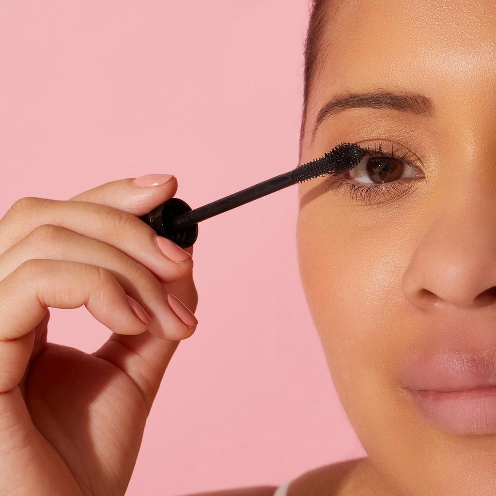 Winky Lux ExtravaLash Explosive Drama Mascara | Bold Black
