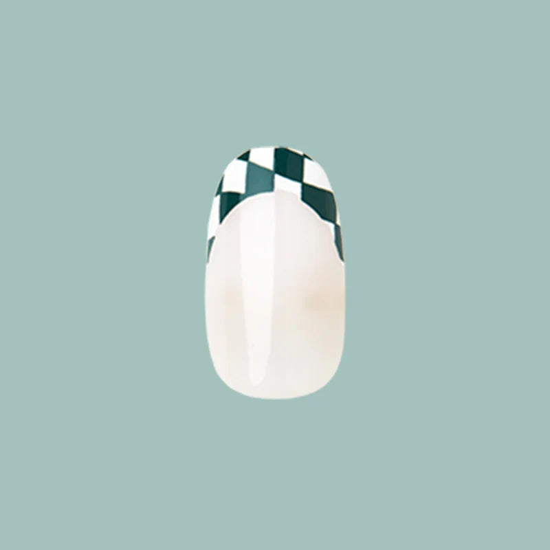 Olive & June Press-On Nails The Instant Mani | Checkerboard French Short Round